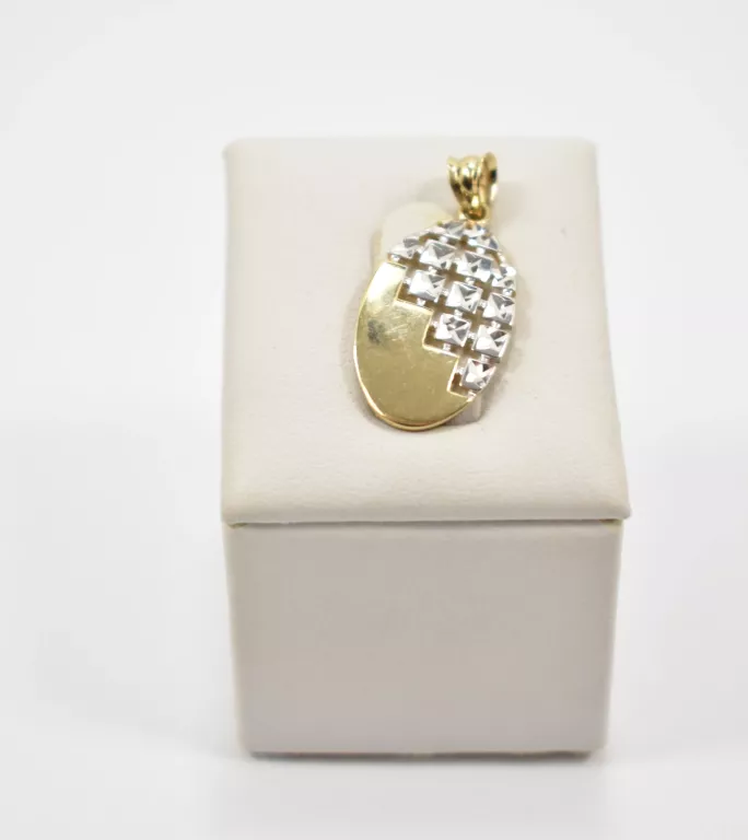 zlota-zawieszka-585133g-jagiellonska-11-warszawa