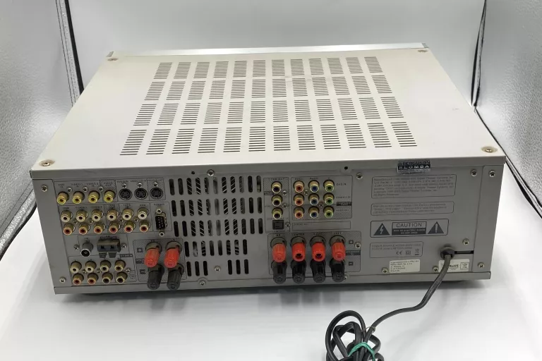 WZMACNIACZ FERGUSON AV-660 AMPLITUNER