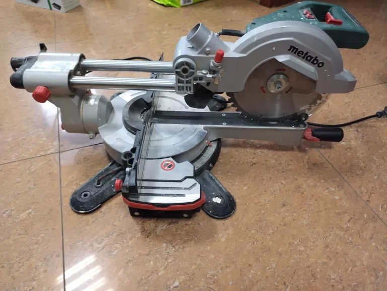 UKOŚNICA METABO KGS 216 M