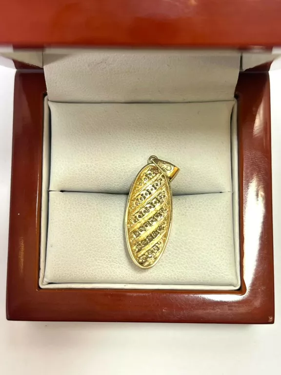 wyrob-jubilerski-uzywany-zawieszka-stan-powystawowy