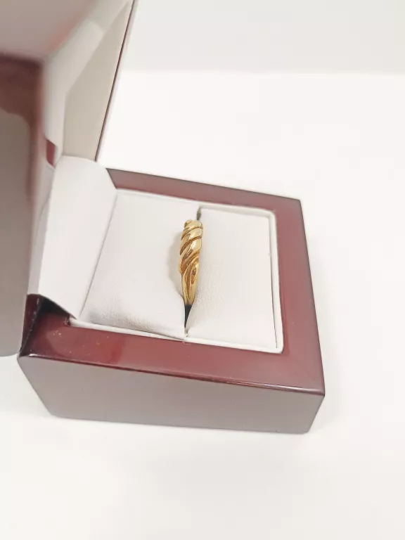 zloty-pierscionek-287g-585-r15-stan-11323-2