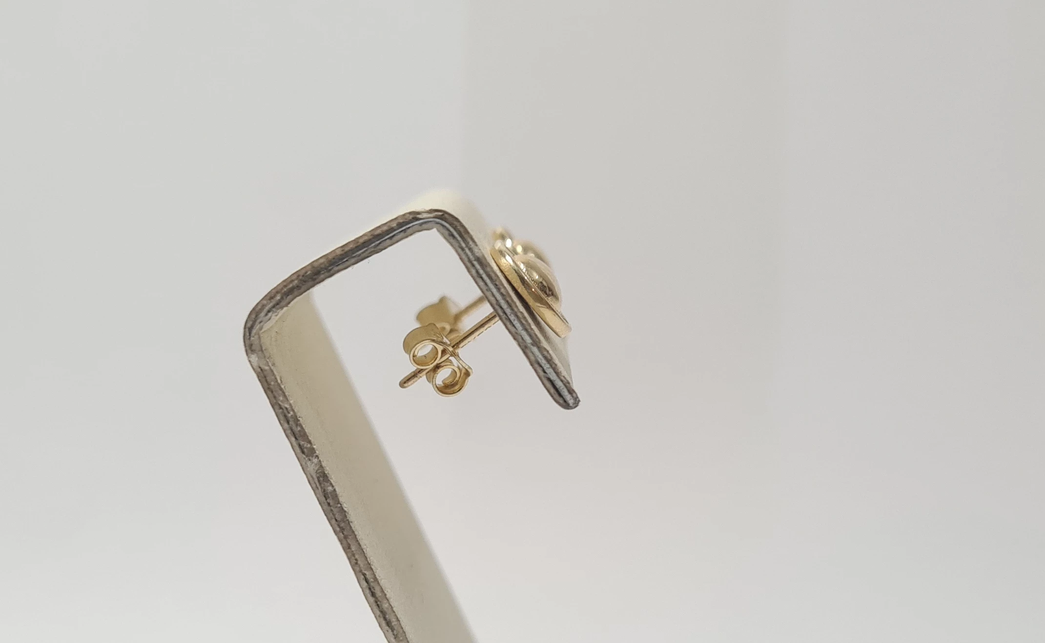 sliczne-zlote-kolczyki-158g-585-marka-bez-marki