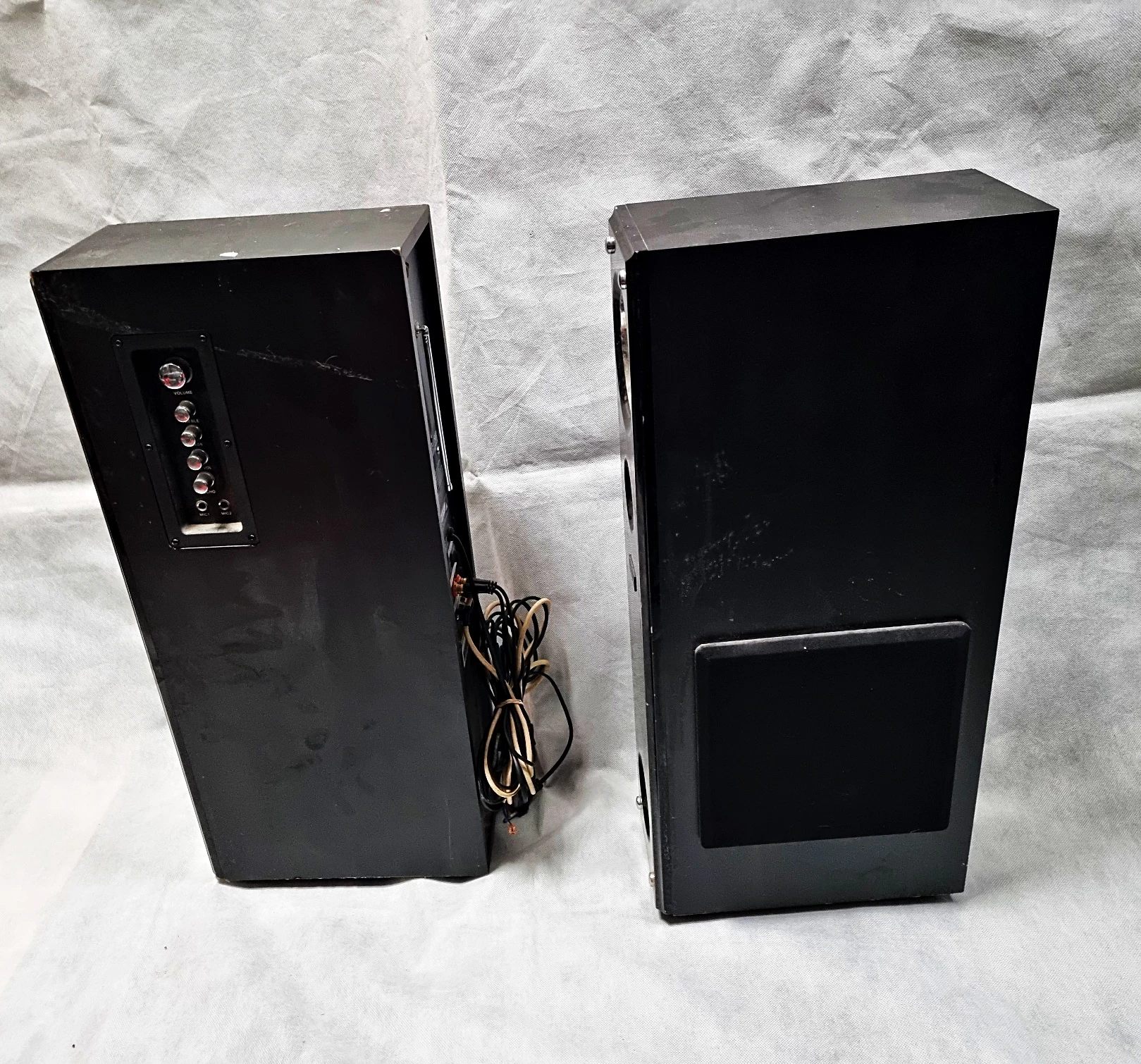 zestaw-kolumn-intex-it-11500suf-okablowanie-moc-znamionowa-rms-60