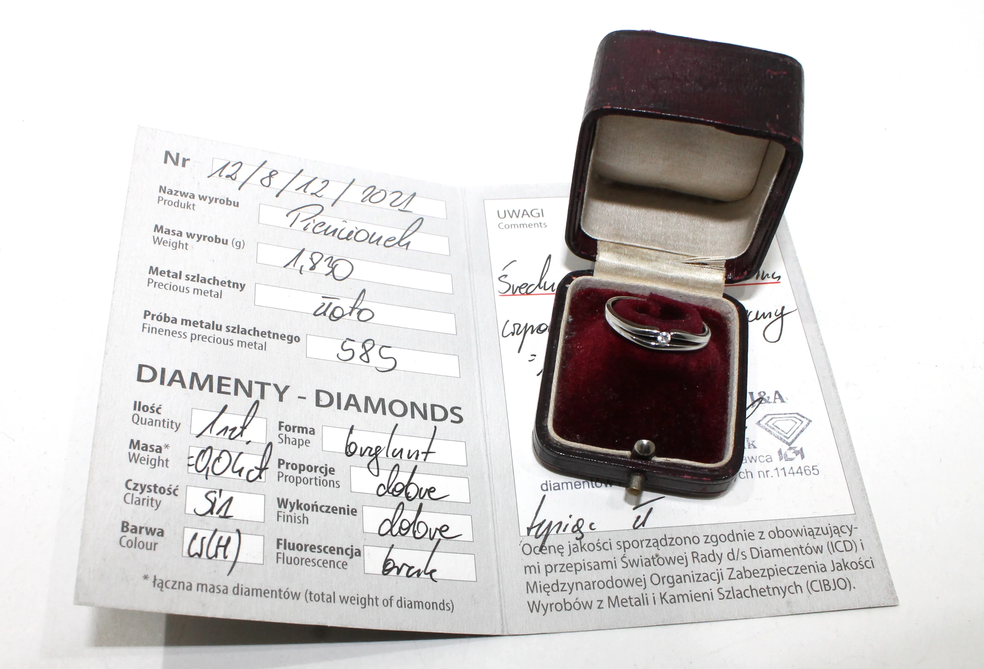 wyrob-jubilerski-pierscionek-kamien-17088-128