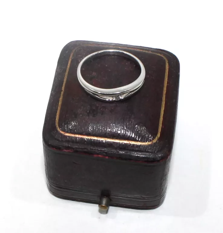 wyrob-jubilerski-pierscionek-rodzaj-2205-2