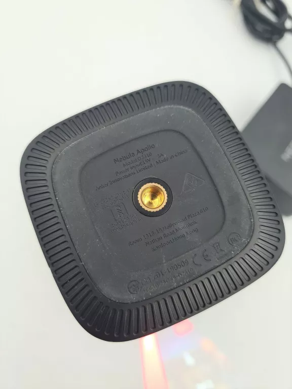 projektor-mobilny-nebula-apollo-d2410-technologia-wyswietlania-dlp