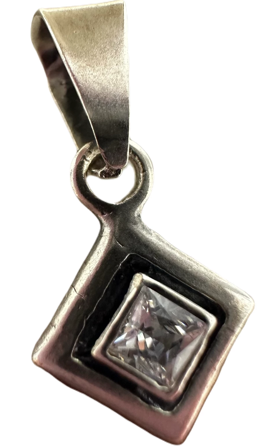 srebrna-urzekajaca-zawieszkawisiorek-romb-z-cyrkonia-11g-stan-11323-2