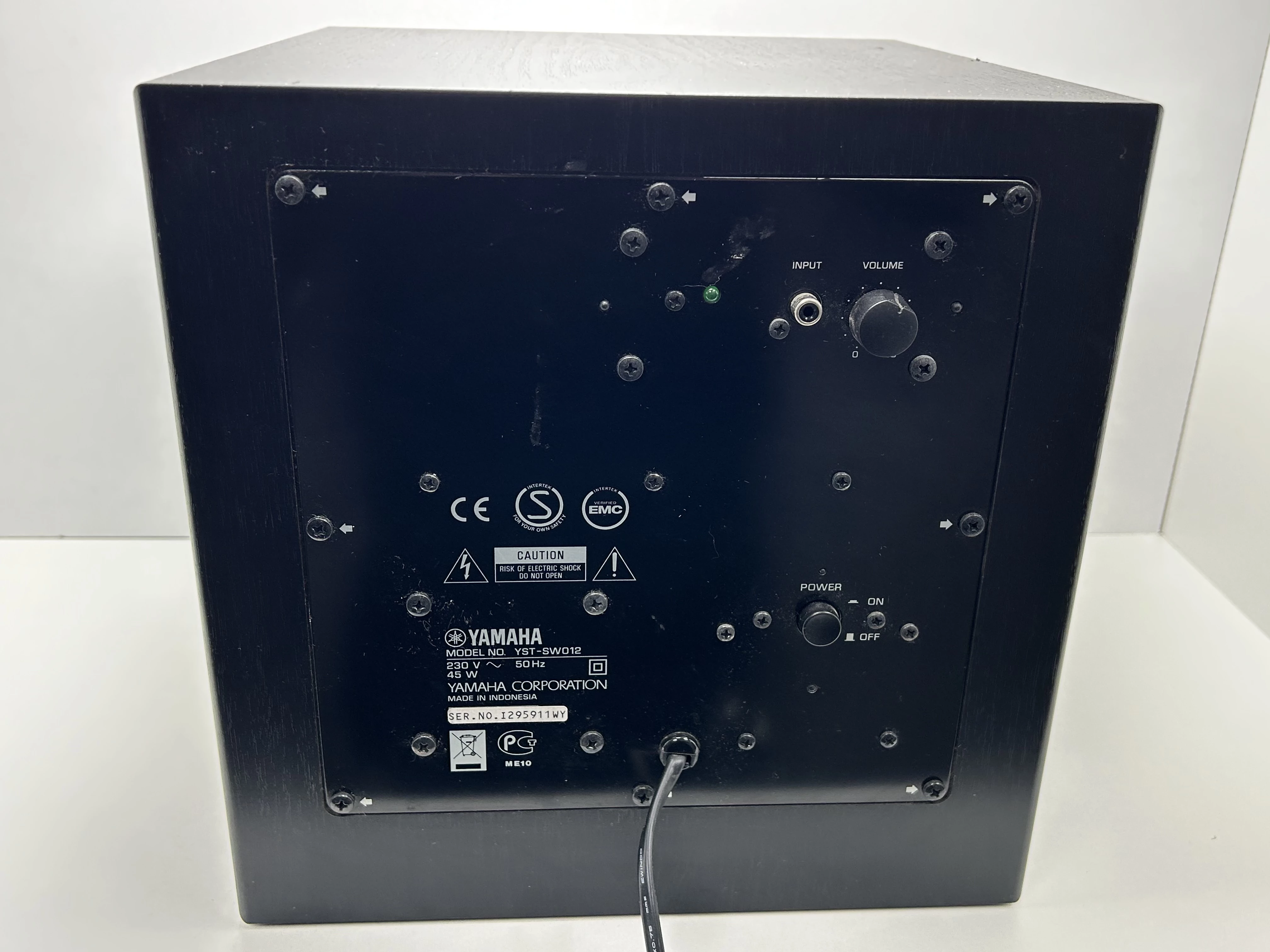 subwoofer-aktywny-yamaha-yst-sw012-moc-znamionowa-rms-50