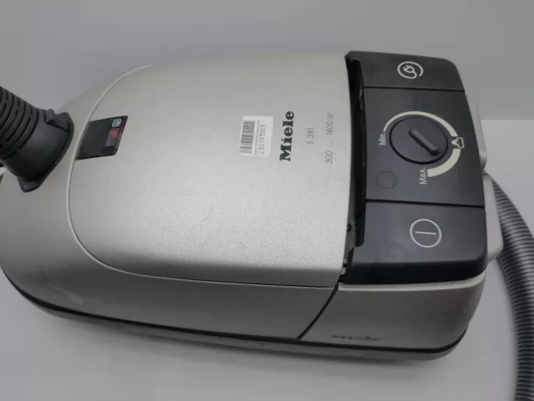 ODKURZACZ MIELE S381