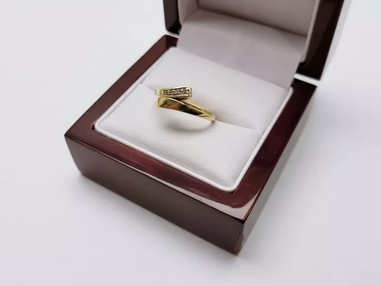 zloty-pierscionek-z-cyrkoniami-172g-pr585-roz16-rodzaj-2205-2