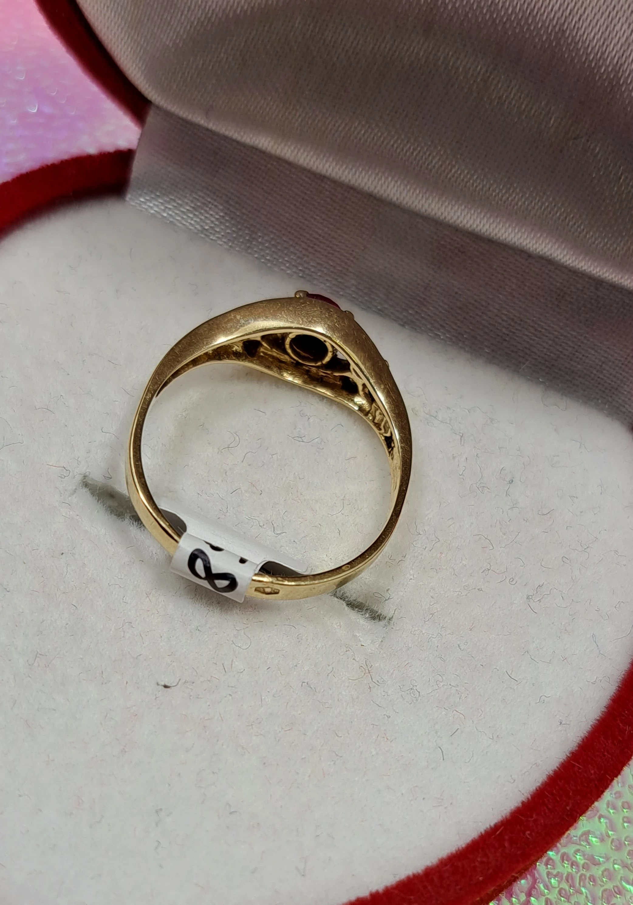 nietuzinkowy-zloty-pierscionek-240gr-585pr-material-15835-2