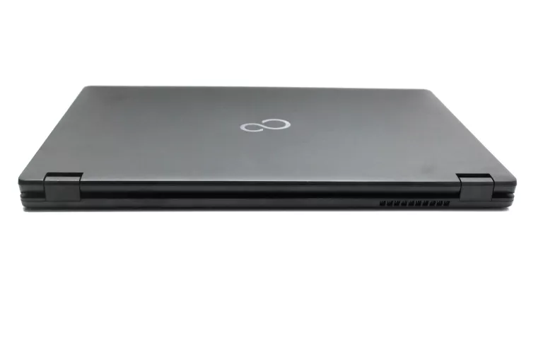 FUJITSU LIFEBOOK E4511 15,6" INTEL CORE I3