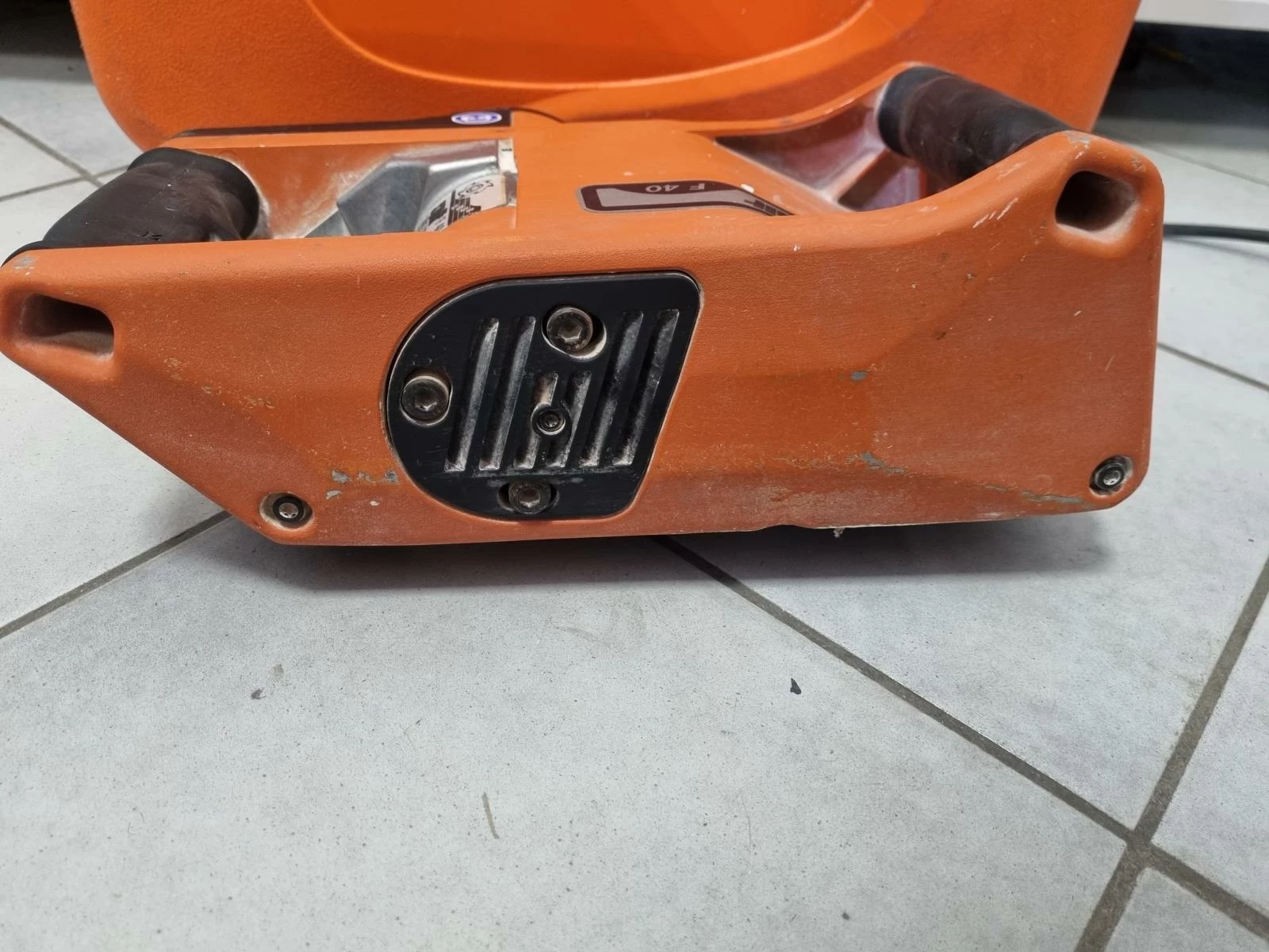 frezarka-bruzdownica-spit-f40-w-walizce-maksymalna-glebokosc-ciecia-40