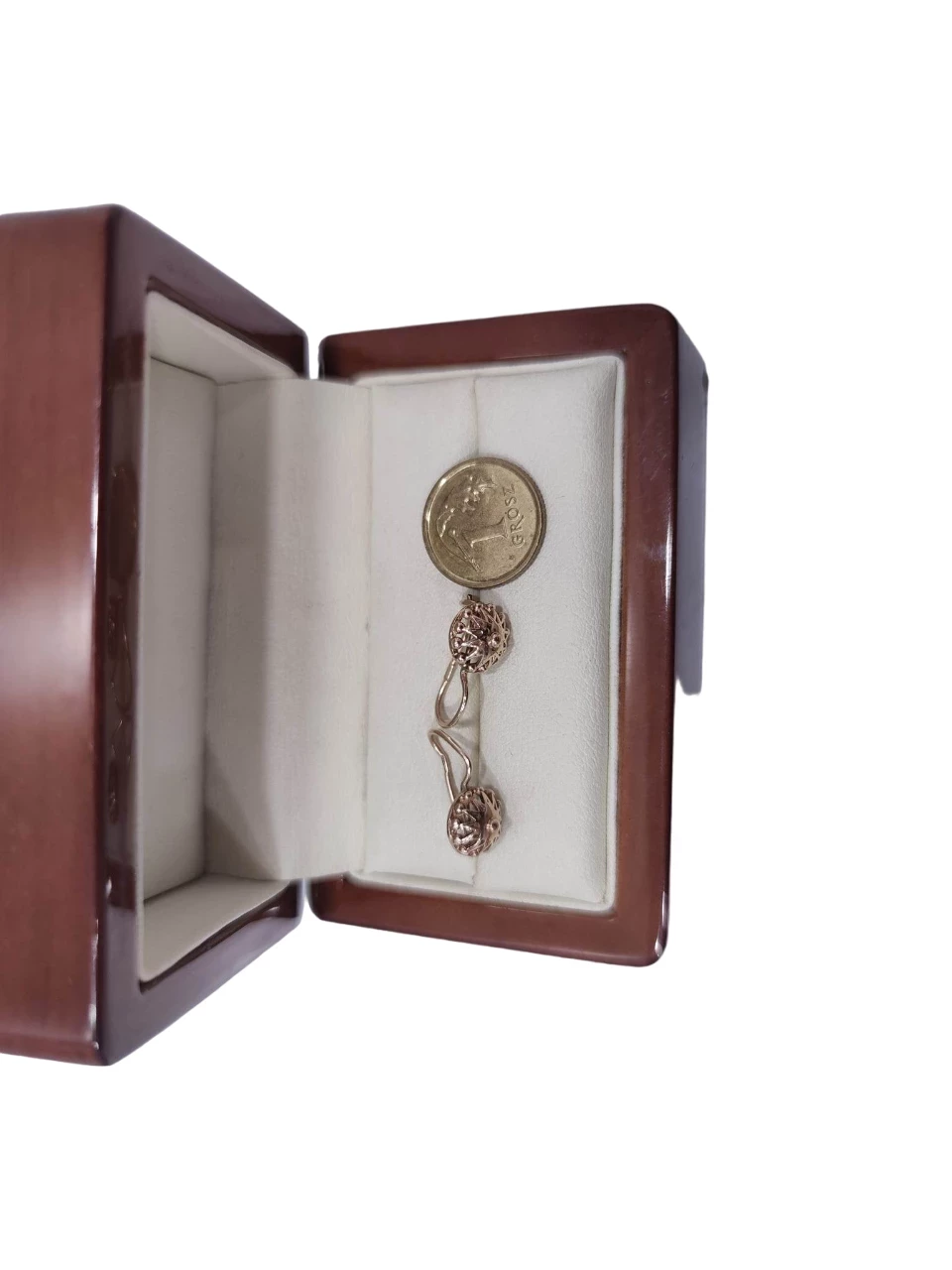 delikatne-zlote-kolczyki-583-rosyjskie-zloto-marka-inna-marka