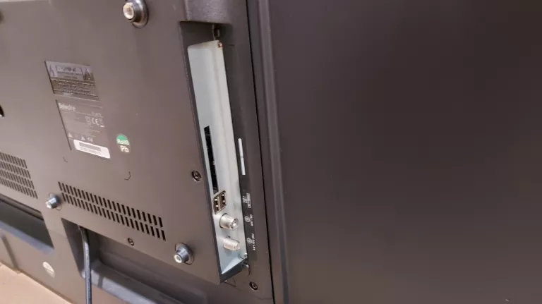 telewizor-selecline-50s211-komplet-pf-kod-producenta-600094066