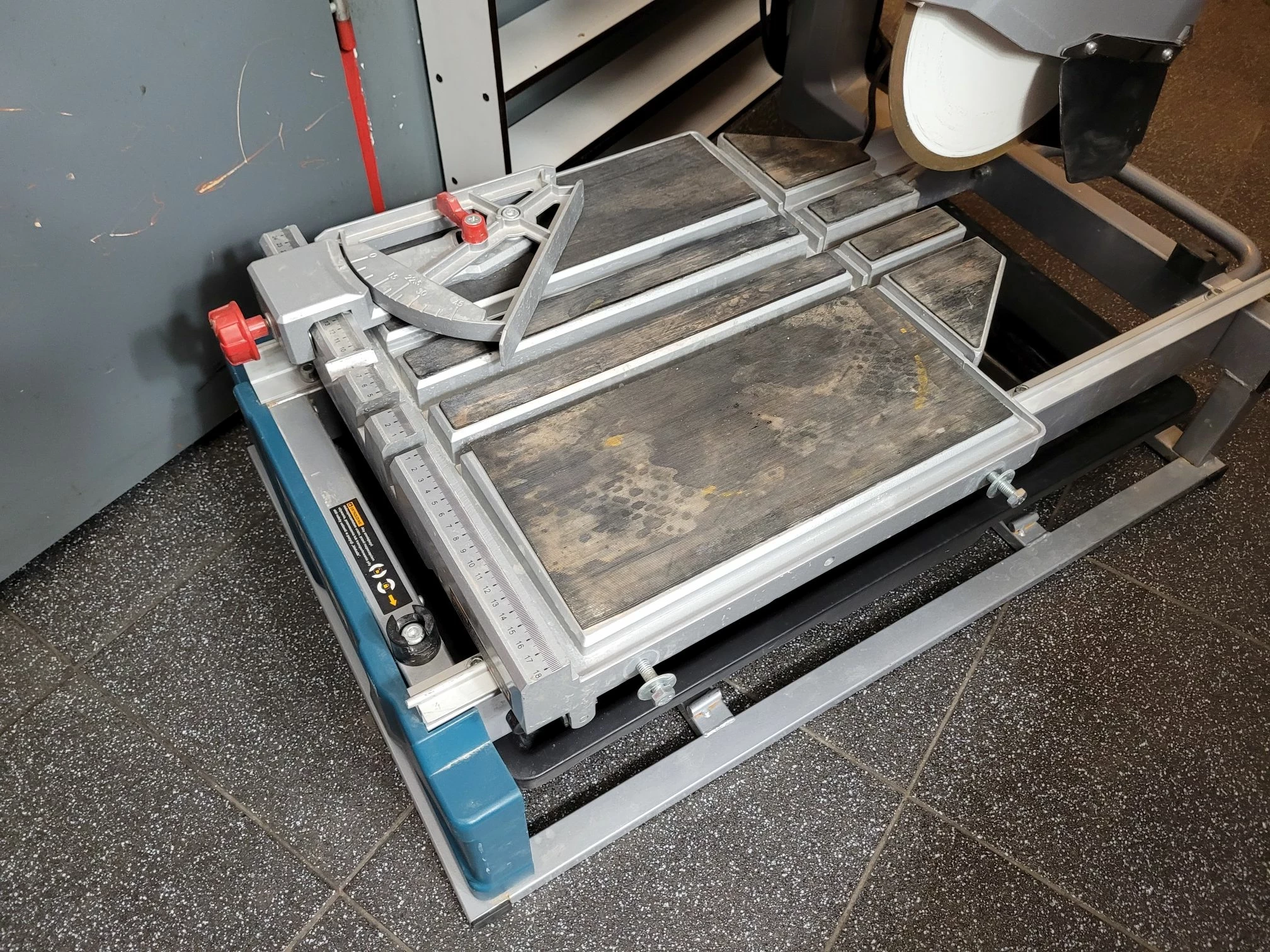 erbauer-przycinarka-do-glazury-1650w-etc1650-stan-uzywany