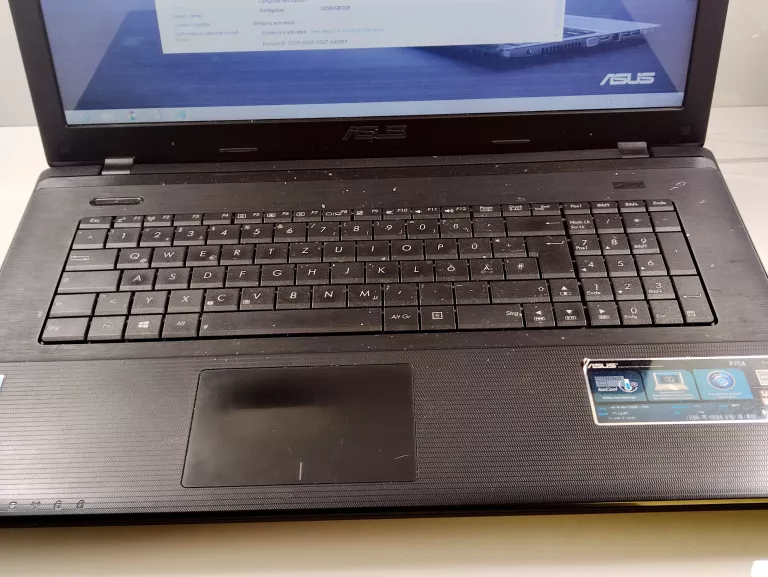 LAPTOP ASUS F75A INTEL PENTIUM/4GB/500GB HDD