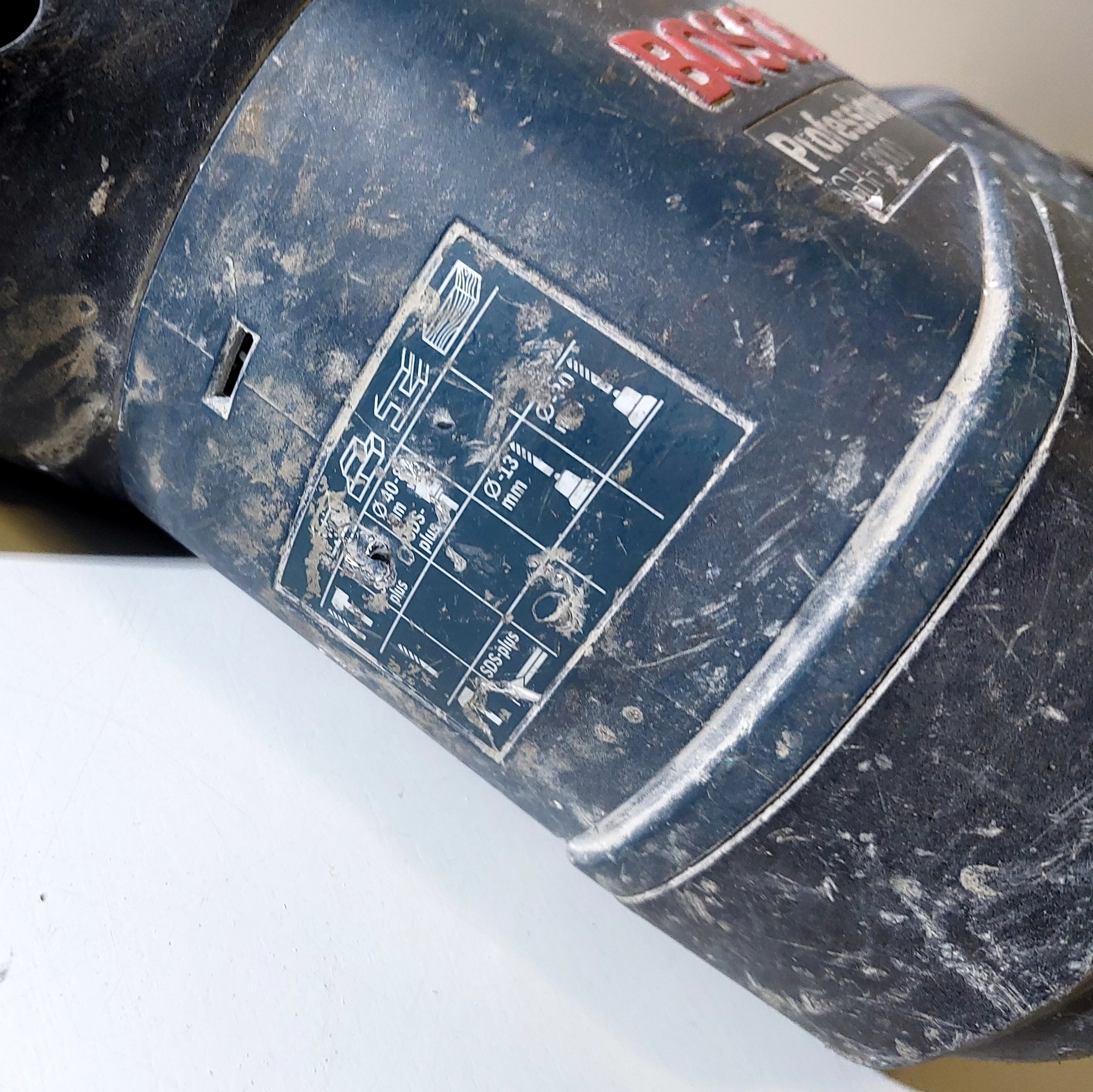 mlotowiertarka-bosch-gbh-3000-funkcyjnosc-3-funkcyjny-wiercenie-z-i-bez-udaru-podkuwanie