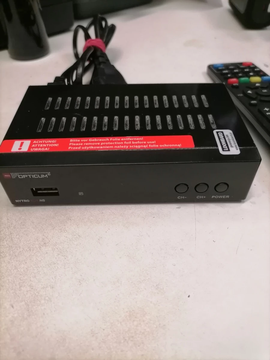 dekoder-opticum-nytro-box-ns-dvb-t2-stan-uzywany