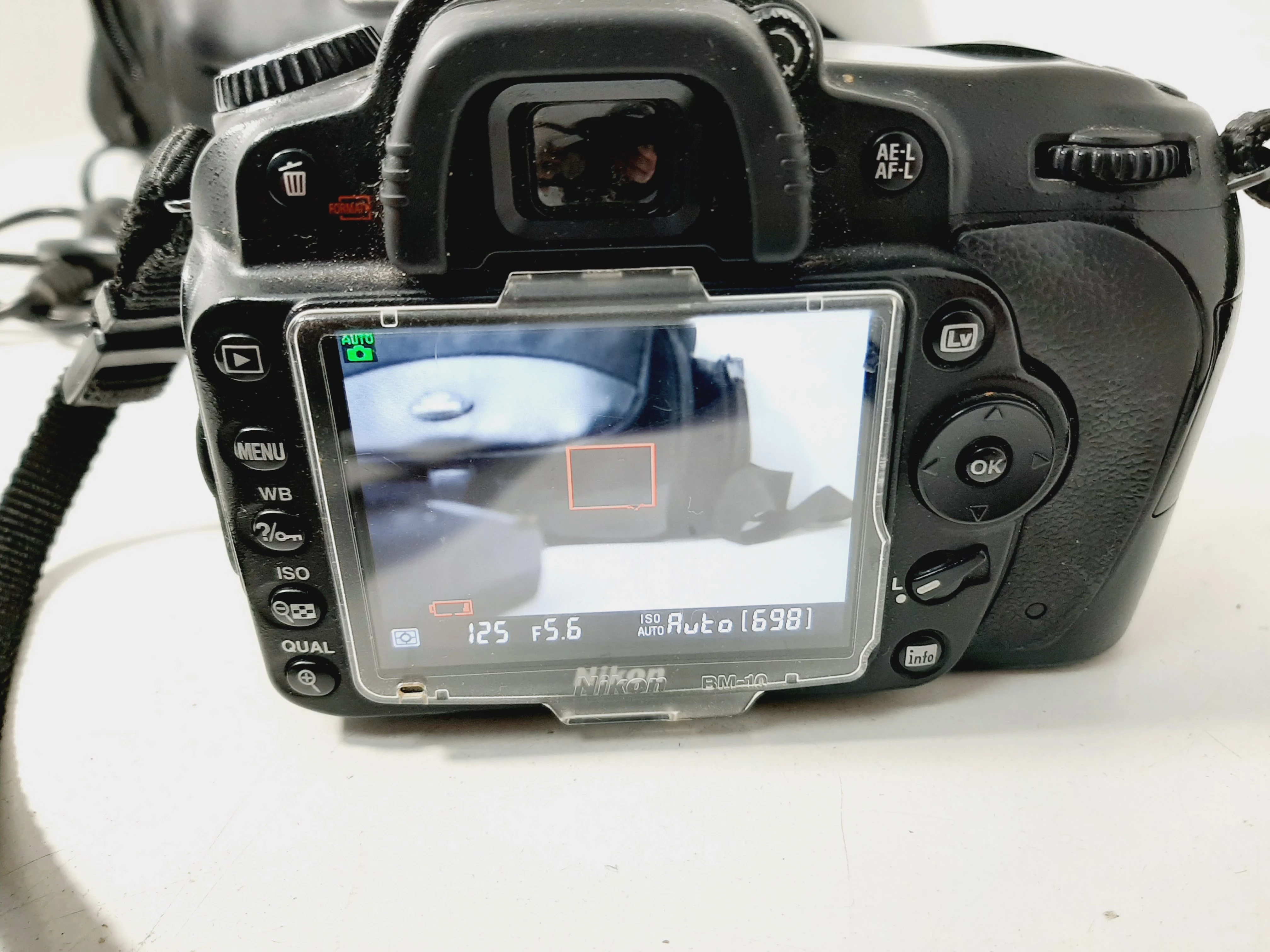 nikon-d90-obiektyw-nikkor-18-105mm-jakosc-video-720p