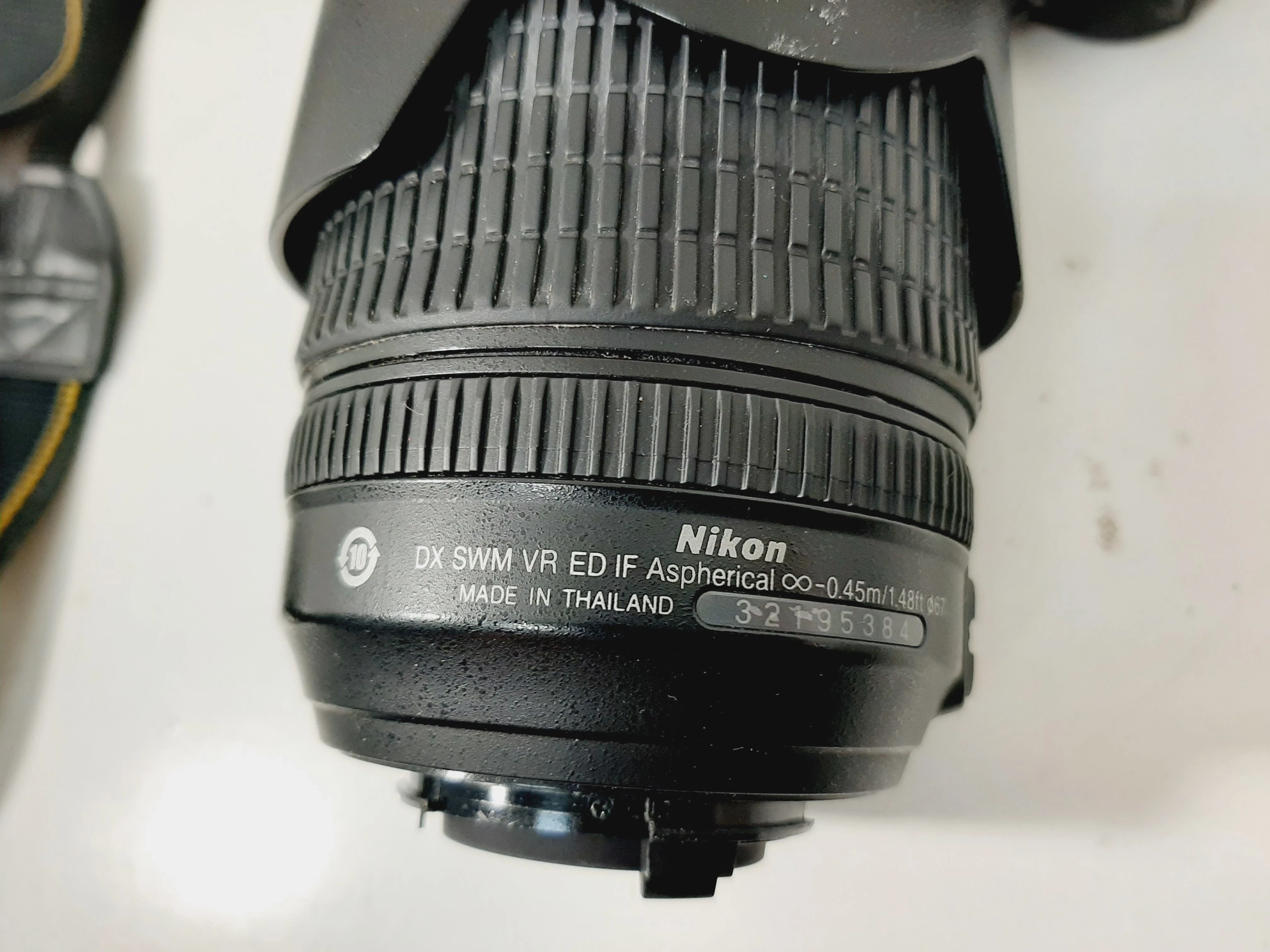 nikon-d90-obiektyw-nikkor-18-105mm-model-d90