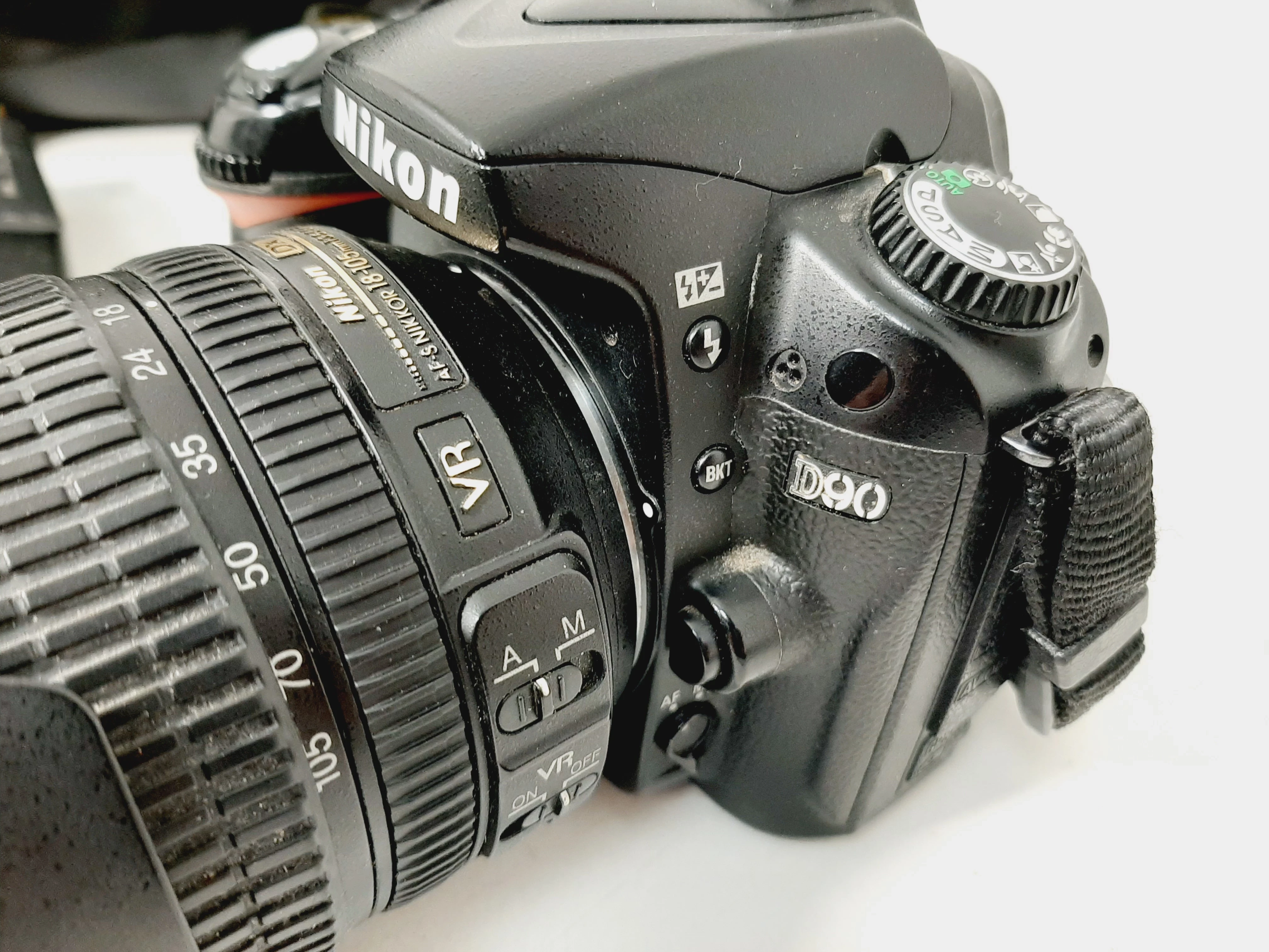 nikon-d90-obiektyw-nikkor-18-105mm-rozdzielczosc-123