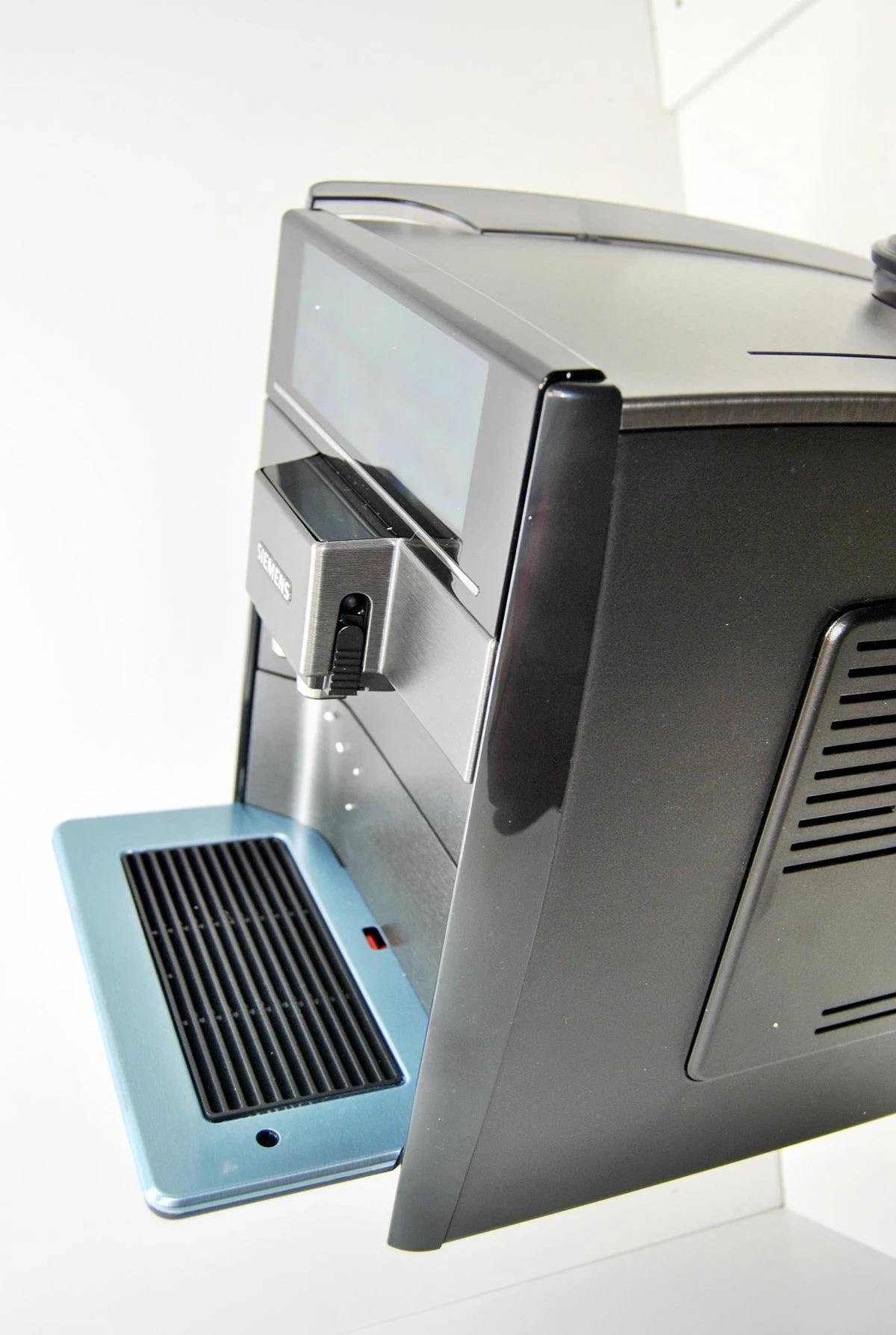 ekspres-siemens-eq6-plus-s700-gwarancja-marka-siemens