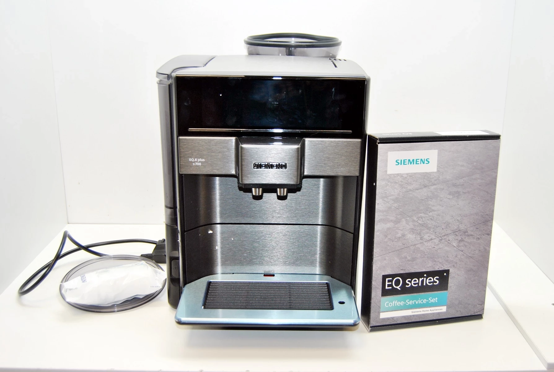 ekspres-siemens-eq6-plus-s700-gwarancja-model-eq6-te657313rw