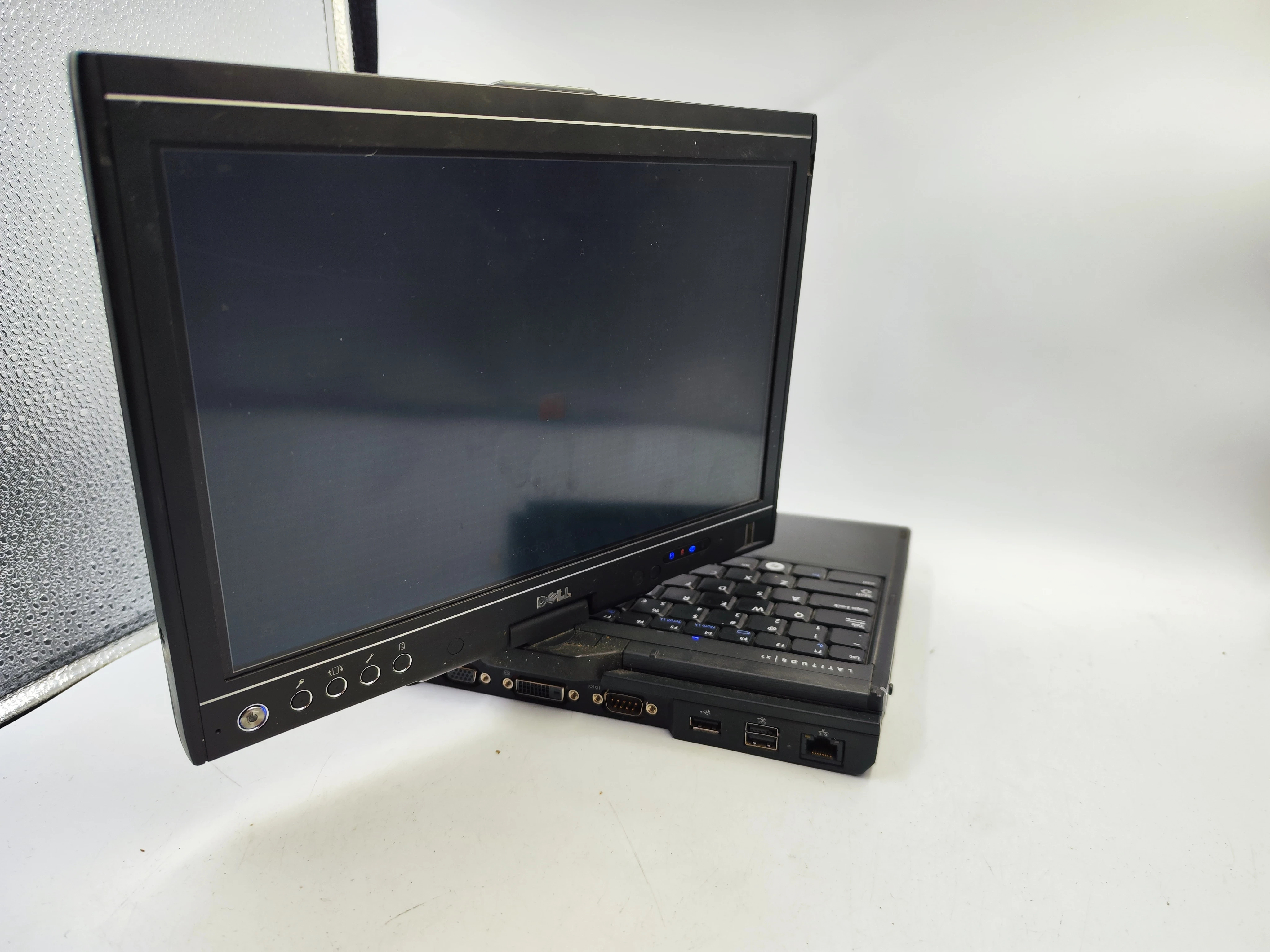 laptop-dell-latitude-xt-seria-procesora-intel-core-2-duo