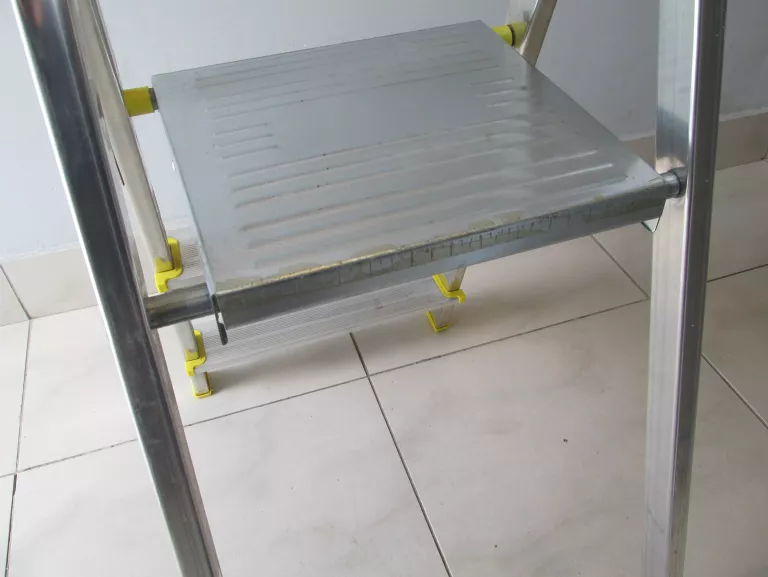 DRABINA ALUMINIOWA 3 STOPNIOWA