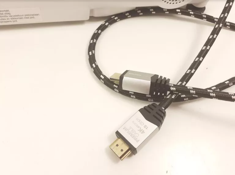 PROJEKTOR EPSON EB S05 / PUD [230223020]