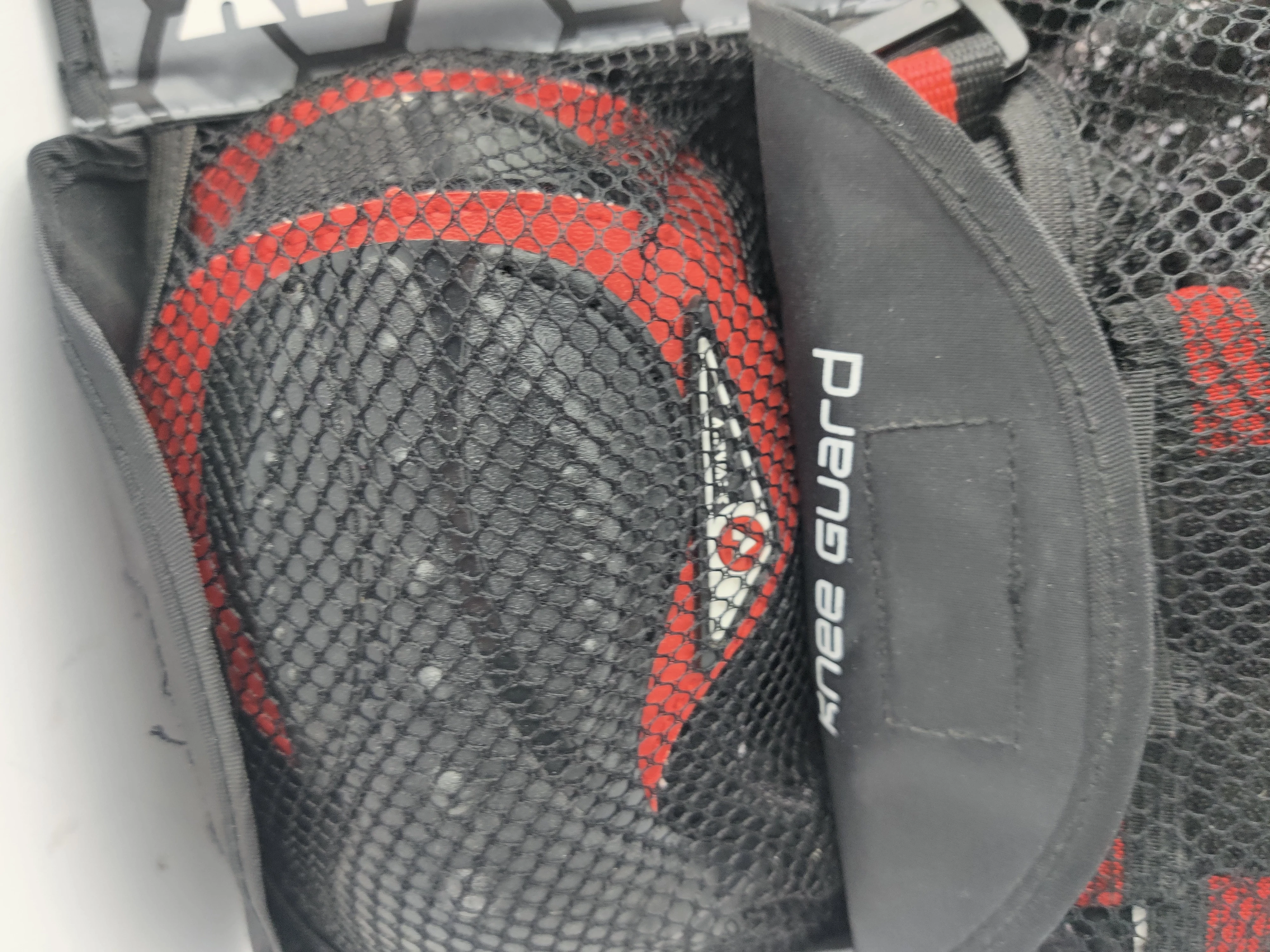 ochraniacze-airwalk-skate-protection-pack-roz-l-kod-producenta-xxx