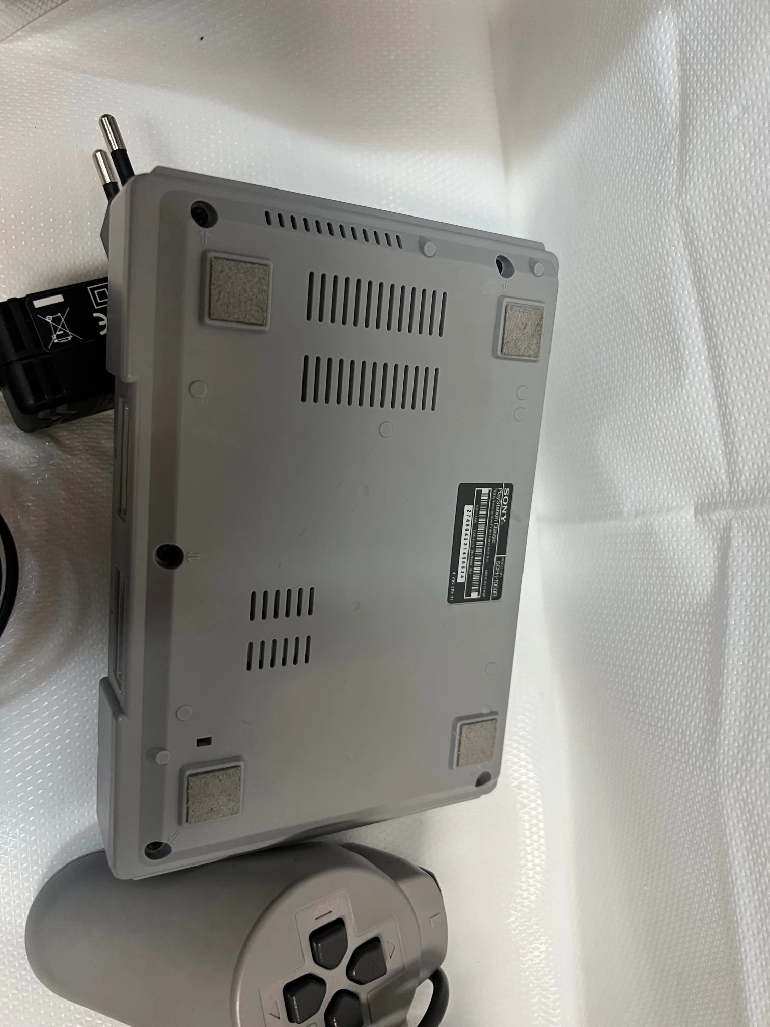 konsola-sony-playstation-classic-scph-1000r-stan-uzywany