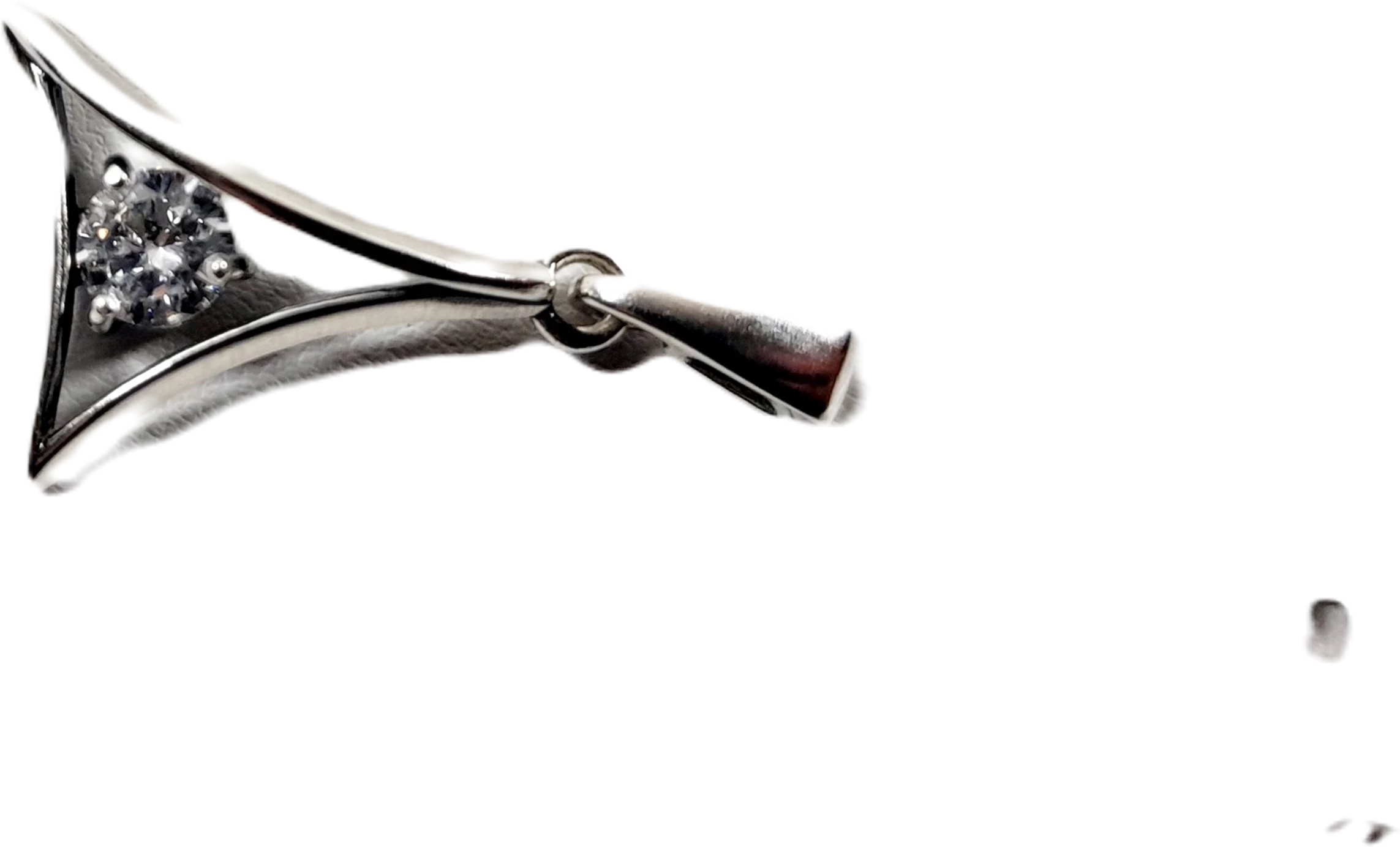 srebro-925-trojkatna-zawieszka-z-cyrkonia-28g-rodzaj-wyrob-jubilerski