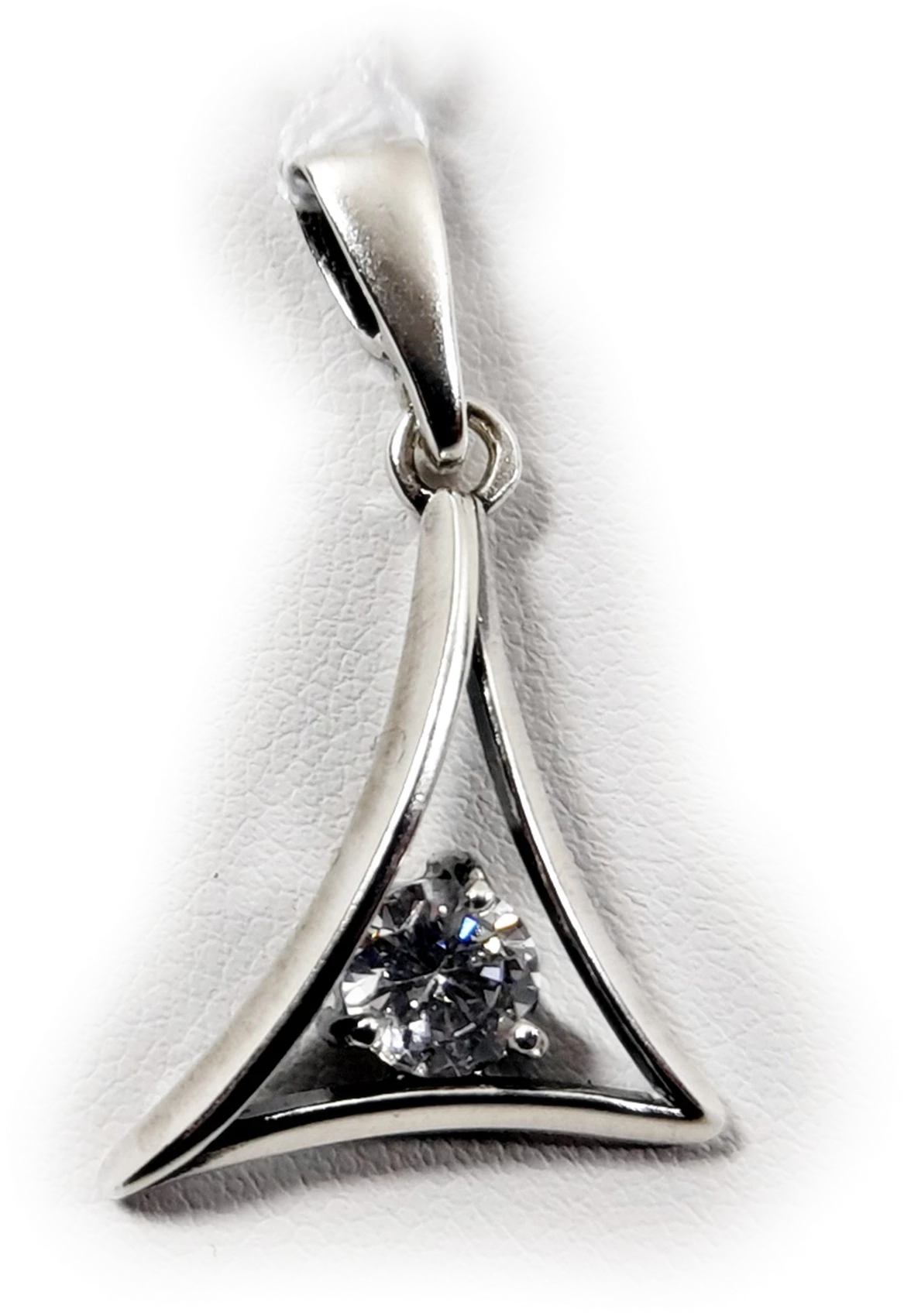 srebro-925-trojkatna-zawieszka-z-cyrkonia-28g-wolnosci-2a-strzelce-krajenskie