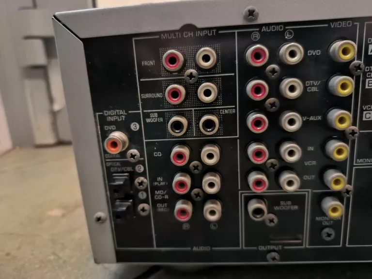 amplituner-yamaha-htr-5930-polecamy-marka-yamaha