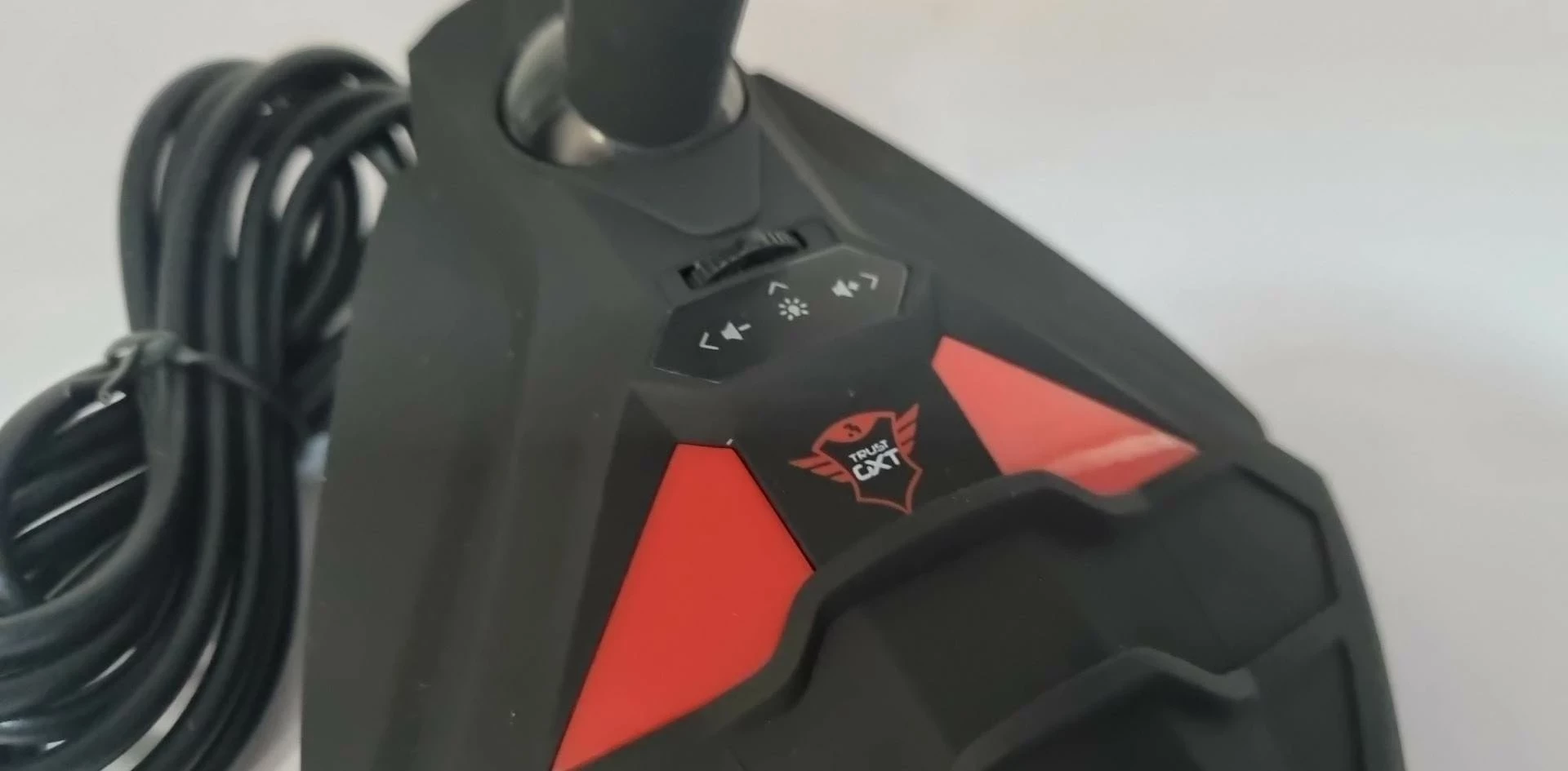 mikrofon-kamerka-internetowa-trust-marka-248811-1114525