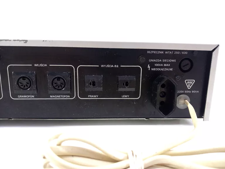 RADIO AMPLITUNER UNITRA TOSCA 303