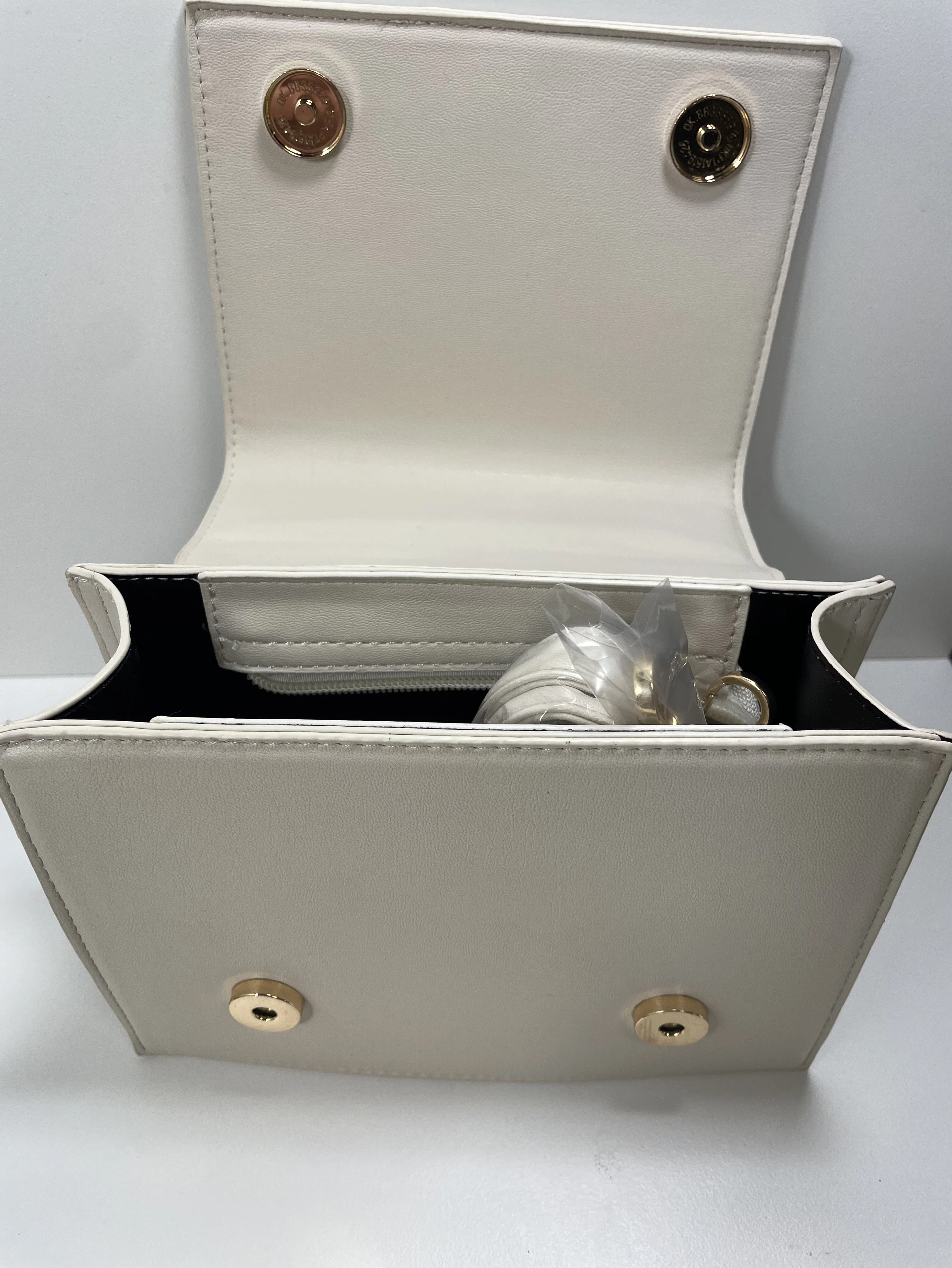 torebka-bijou-brigitte-e2-932301670-bezowa-material-dominujacy-inny