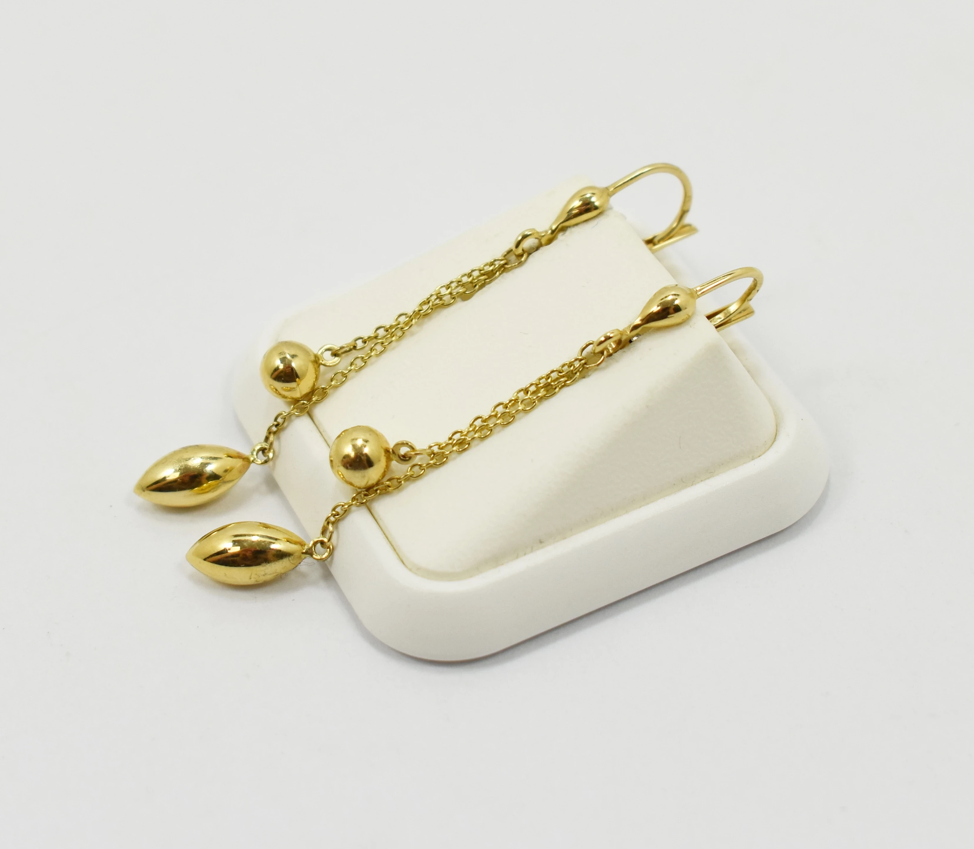 zlote-dlugie-kolczyki-585-224-marka-inna-marka