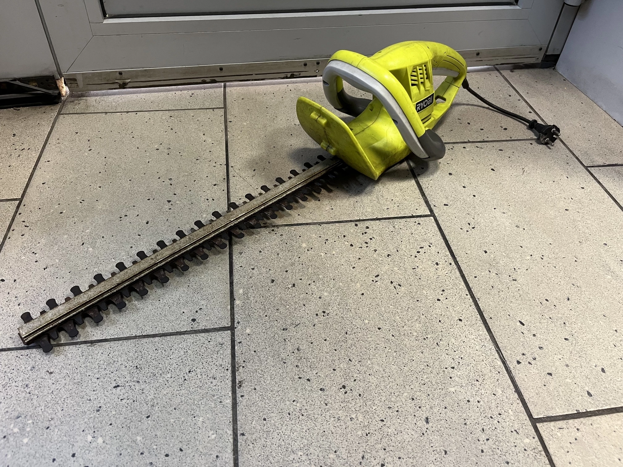 nozyce-do-zywoplotu-ryobi-rht-4245-wolnosci-239-zabrze-sj