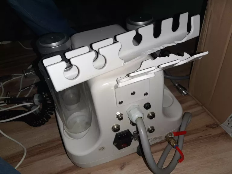 MULTI-ZADANIOWY KOMBAJN KOSMETYCZNY 8W1 BEAUTY PR