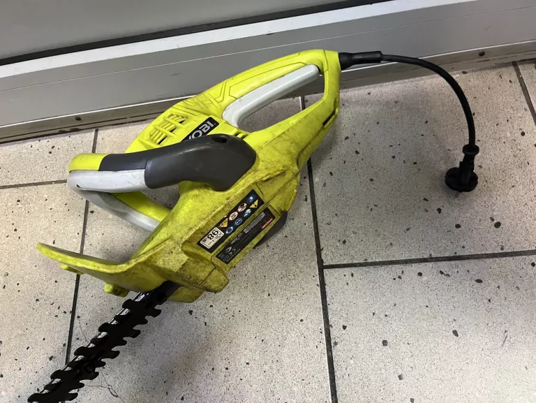 NOŻYCE DO ŻYWOPŁOTU RYOBI RHT 4245