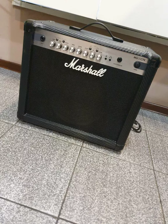 WZMACNIACZ GITAROWY MARSHALL MG30 CFX