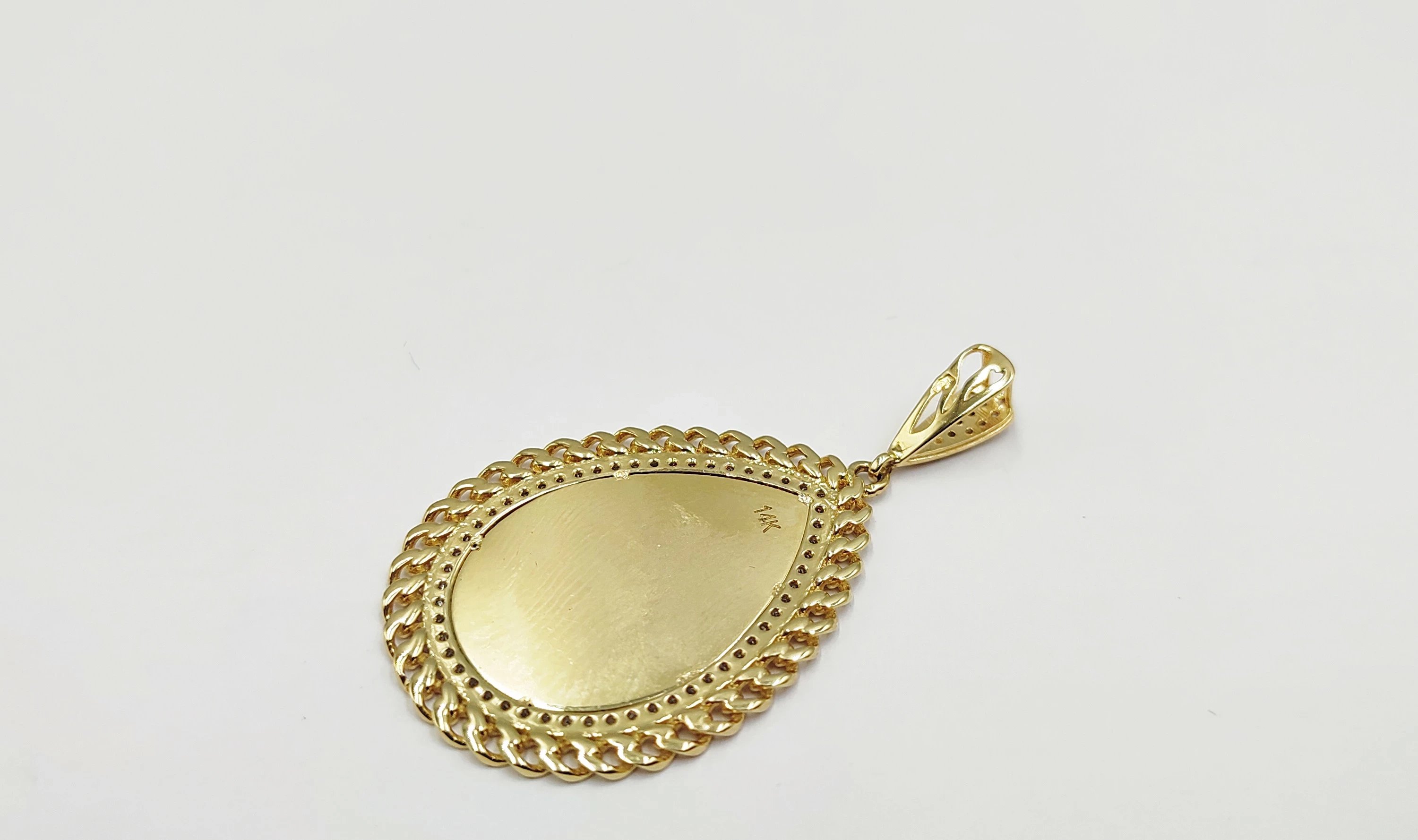 elegancka-zlota-zawieszka-z-cyrkoniami-14k-w536-ean-gtin-5900025479223