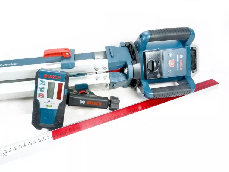 NIWELATOR LINIOWY BOSCH GRL 400 H 20 M IP65