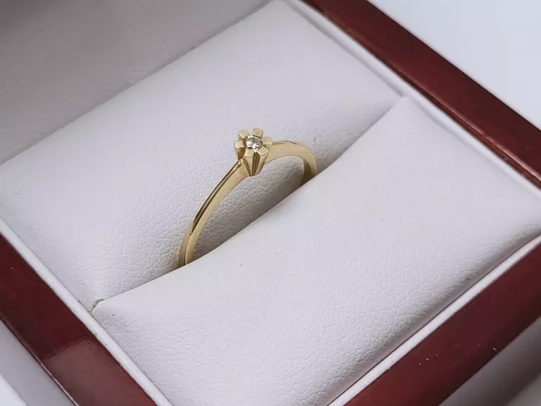 zloty-pierscionek-z-cyrkonia-125g-585-roz14-material-15835-2