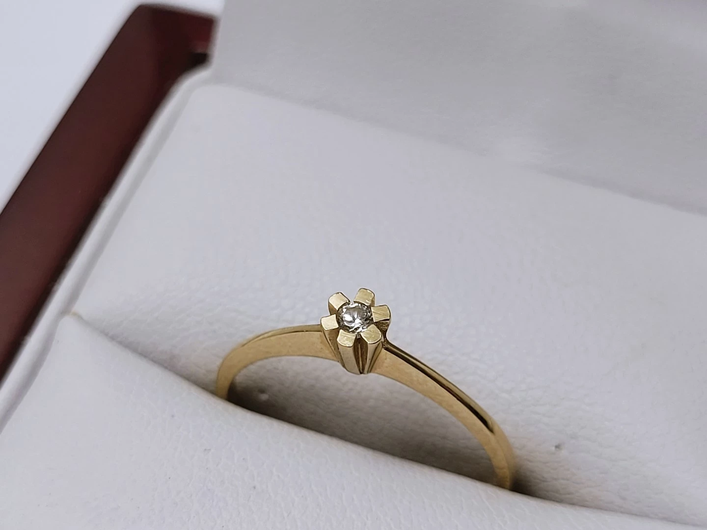 zloty-pierscionek-z-cyrkonia-125g-585-roz14-niemodlinska-23-opole