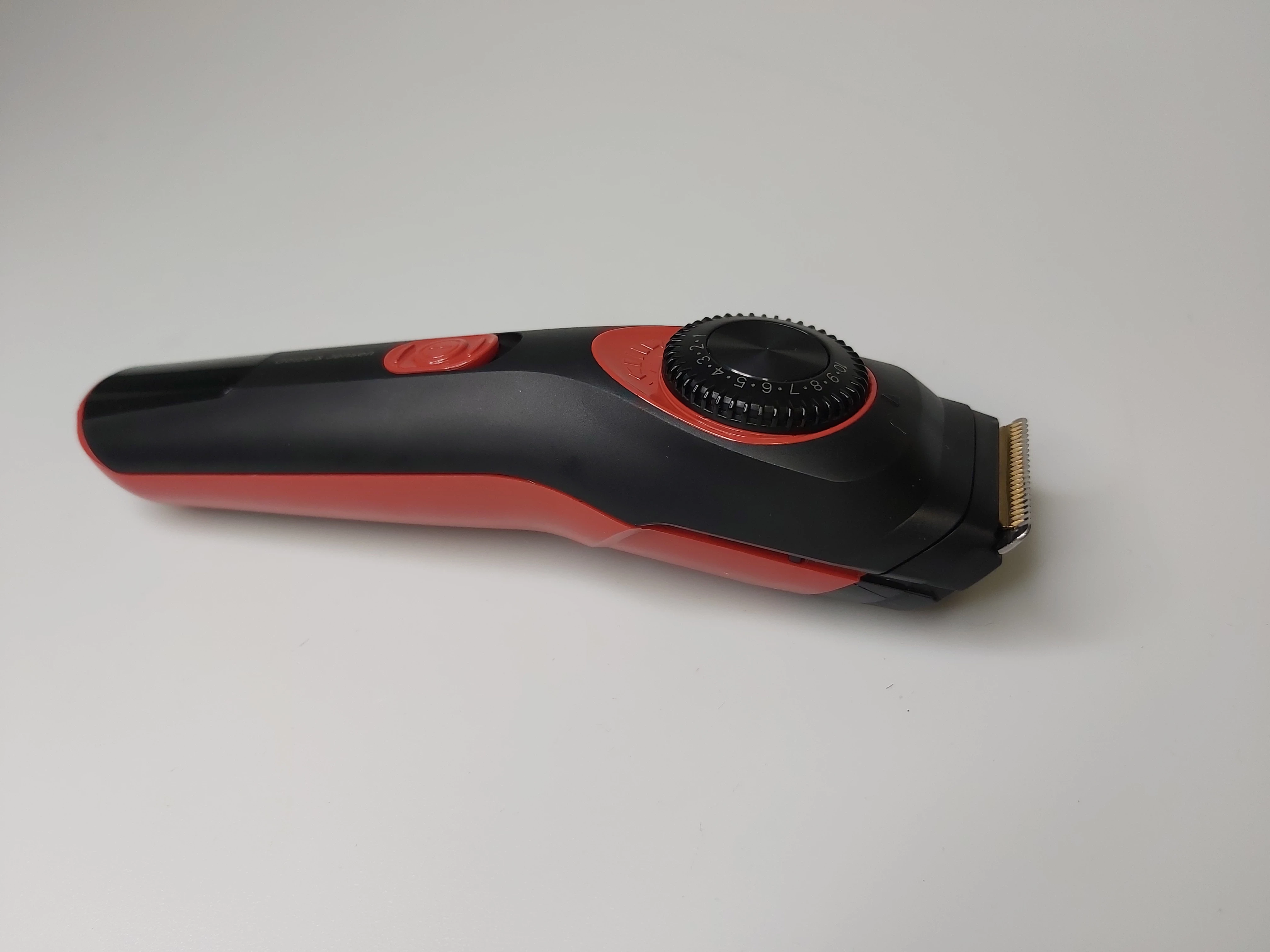 trymer-gotze-jensen-tr700-kolor-dominujacy-czarny