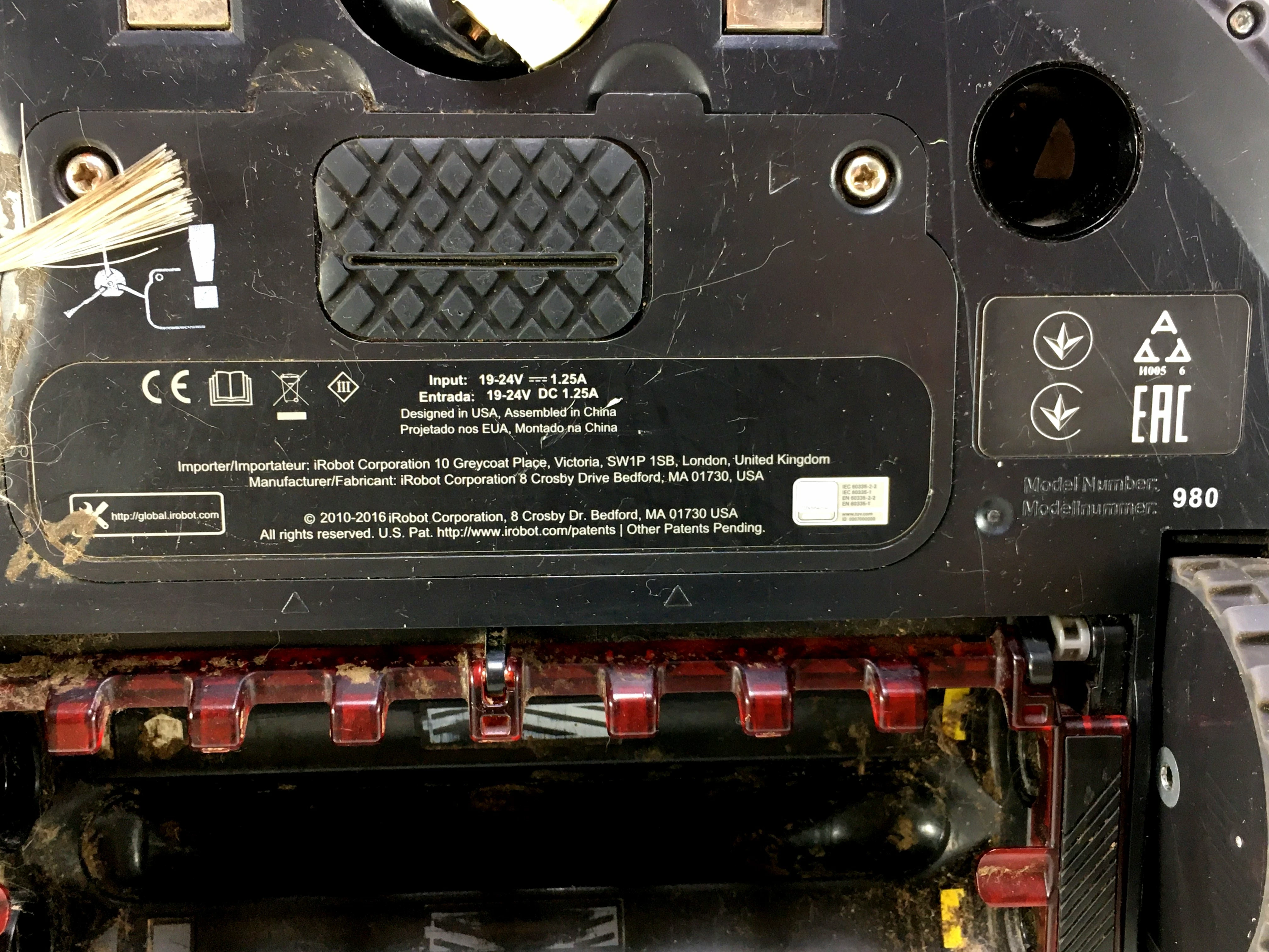 odkurzacz-irobot-roomba-980-robot-sprzatajacy-marka-irobot